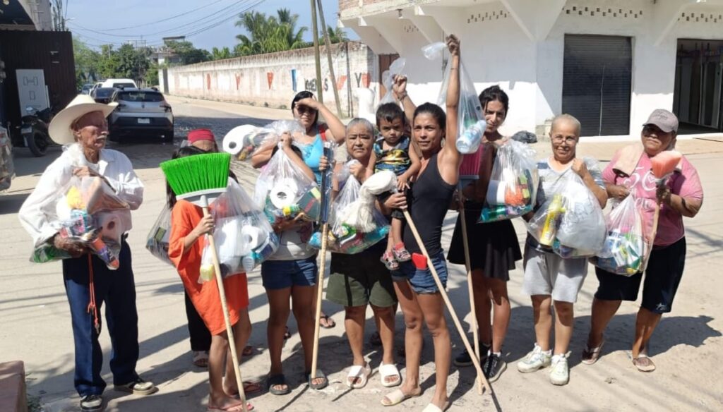 Aquí más sonrisas de agradecimiento...